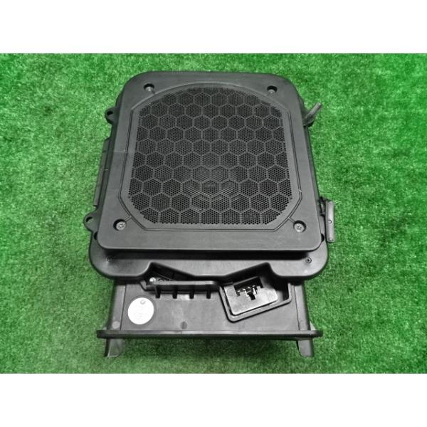 特価SALE BMW 218i F46 2シリーズ・2D15 2017年式・右サブウーファー・即発送☆