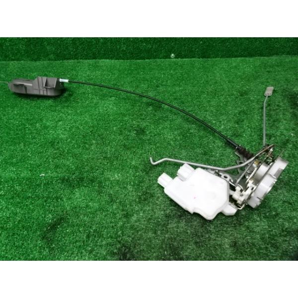 newspstore2_e12211106-020