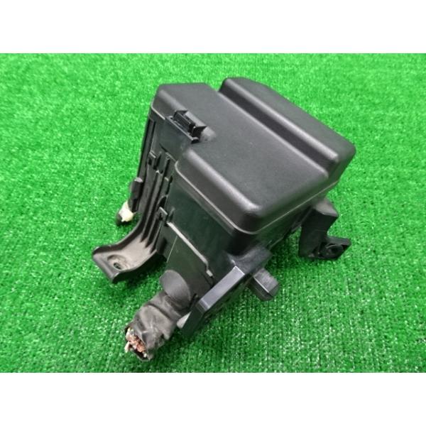 スズキ MRワゴン X・MF33S H24年式・ヒューズボックス