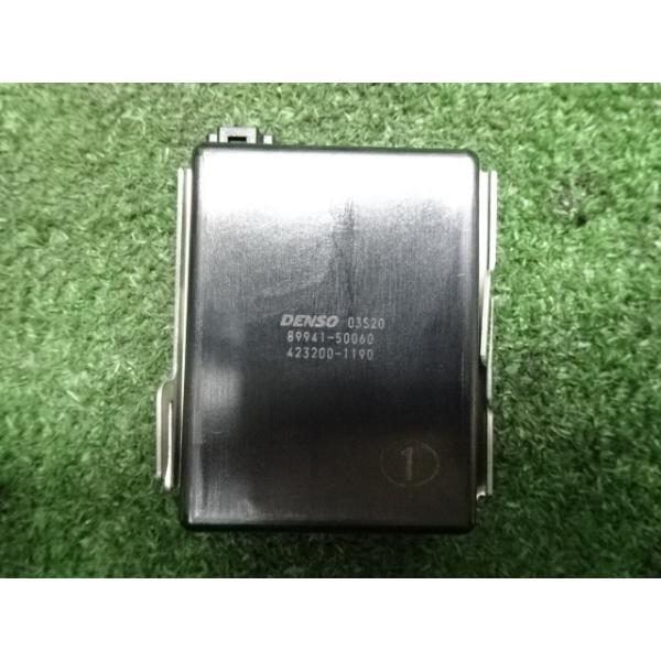 レクサス LS600h・UVF45 後期 H27年式・レインセンサー・89941