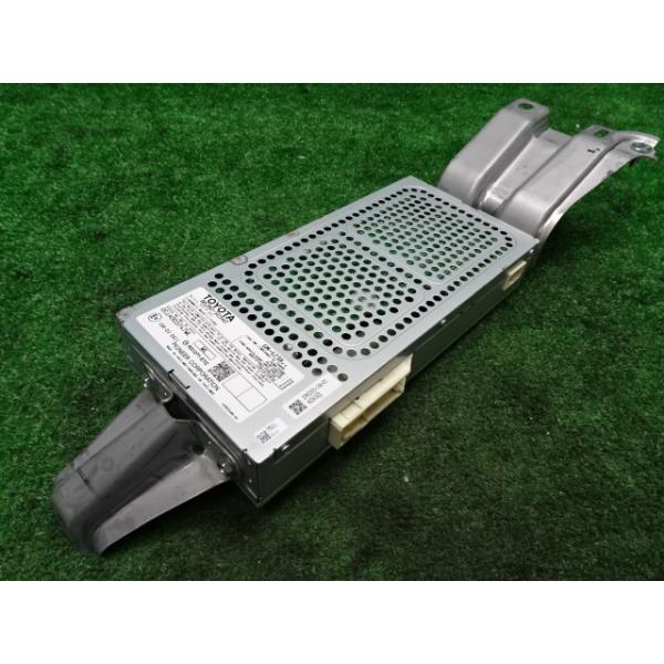 レクサス LS600h・UVF45 後期 H27年式・オーディオアンプ・86280