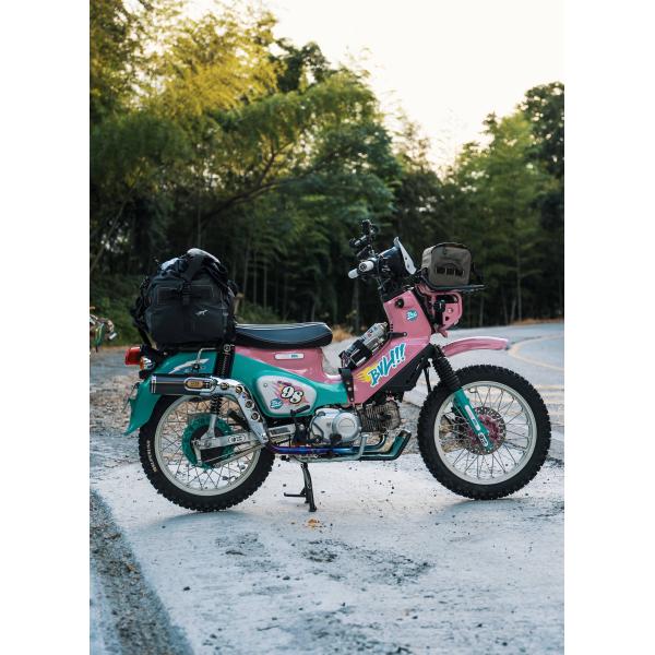 クロスカブ ダブルシート厚さを改善してもっと乗りやすくなる、長距離運転最適！PU製で手触りが良い厚くて低反発で乗り手心地よい整体1~1.5CMローダウンダブルシートです。適合車種：・スーパーカブ(JA44/AA09)・クロスカブ(JA45/...