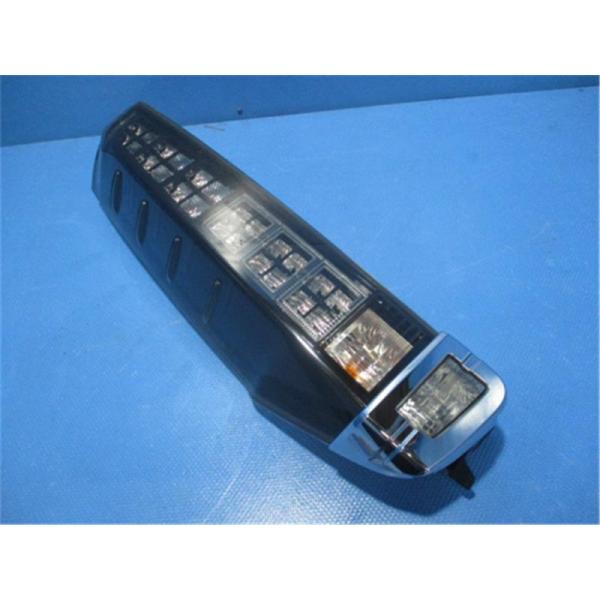 トヨタ 純正 ヴォクシー 《 ZRR85W 》 左テールランプ 81561