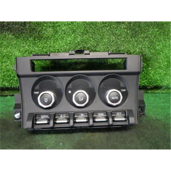 トヨタ 純正 86 《 ZN6 》 エアコンスイッチパネル P10300