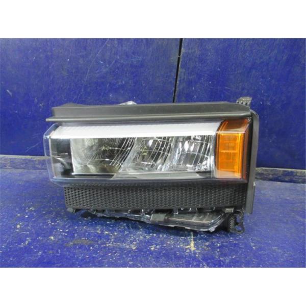 トヨタ 純正 ランドクルーザー250 《 TRJ250W 》 左ヘッドライト 81185