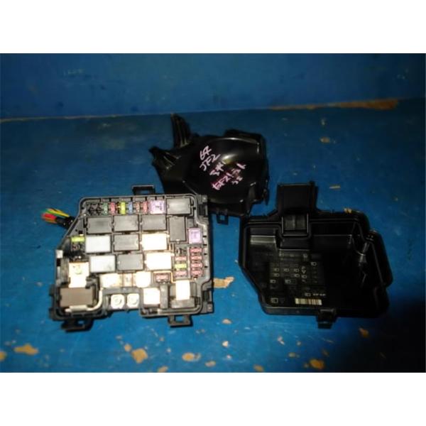 NBOX 部品 ホンダ 純正 N-BOX 《 JF2 》 ヒューズボックス P10400-18005588