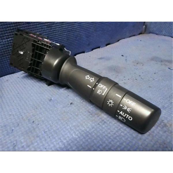 ホンダ 純正 フィット 《 GP6 》 ライトスイッチ 35255-T2A-U11 P10400
