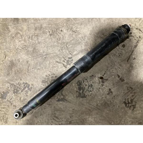 トヨタ 純正 ヴォクシー 《 ZRR80G 》 右リアショックアブソーバー