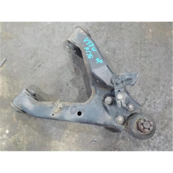 V83W/V93W 三菱 パジェロ　フロント サスペンション ロアアーム左 V83W/V93W 三菱 パジェロ フロント サスペンション ロアアーム左