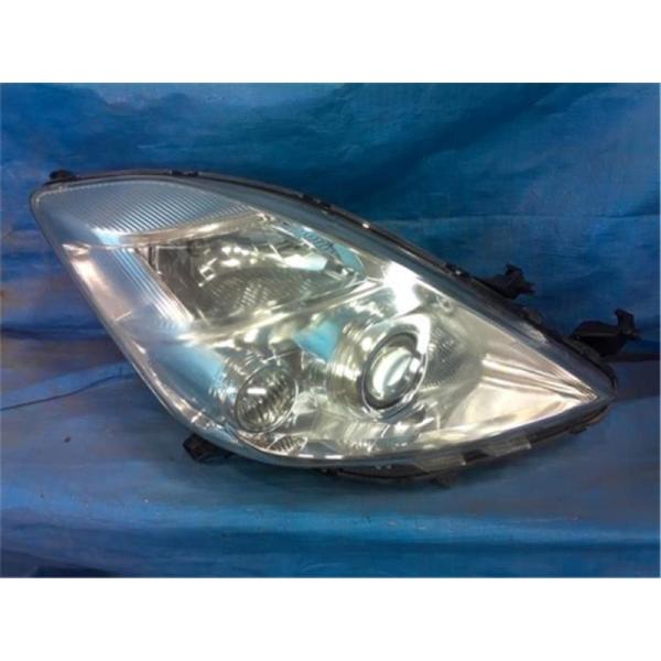 トヨタ アイシス ISIS ヘッドライト 左右セット STANLEY 44-61 トヨタ 純正 アイシス 《 ZGM15G 》 右ヘッドライト 81130-44331