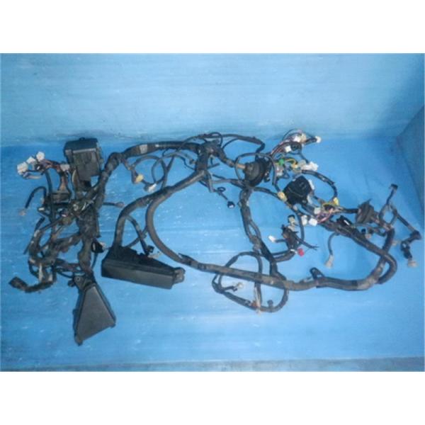 トヨタ 純正 セルシオ 《 UCF30 》 ヒューズボックス P10700-24010840