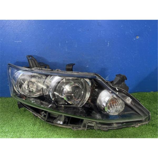 トヨタ 純正 アリオン 《 ZRT261 》 右ヘッドライト P11400-25003673
