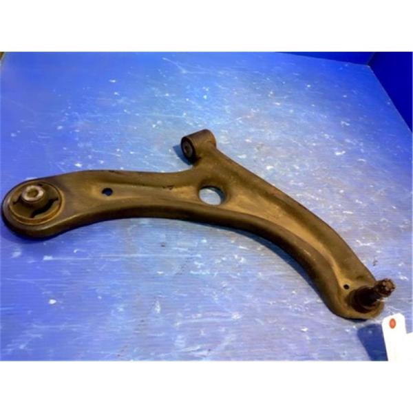 ホンダ 純正 フィット 《 GP6 》 右フロントロアアーム 51350-T5A-J01