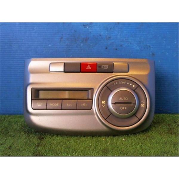 ダイハツ 純正 タント 《 L385S 》 エアコンスイッチパネル P21000