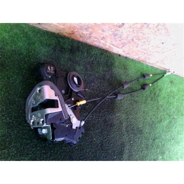 トヨタ 純正 ウィッシュ 《 ZGE20G 》 左フロントドアロック 69040