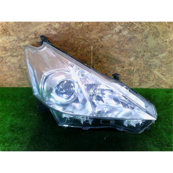送料無料 店舗 ヘッド 右 MXWH60 プリウス ランプ 有限会社 : 47