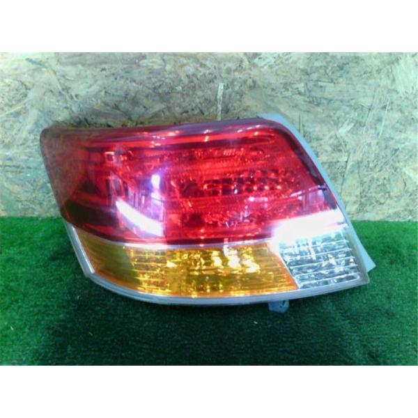 トヨタ 純正 アリオン 《 ZRT260 》 左テールランプ 81560-20A30 トヨタ 純正 アリオン 《 ZRT260 》 左テールランプ 81560-20A30