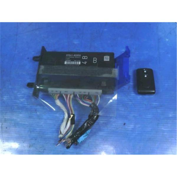 スバル 純正 プレオプラス 《 LA310F 》 エンジンコンピューター 89560BA550/BA551 P30300-24010708