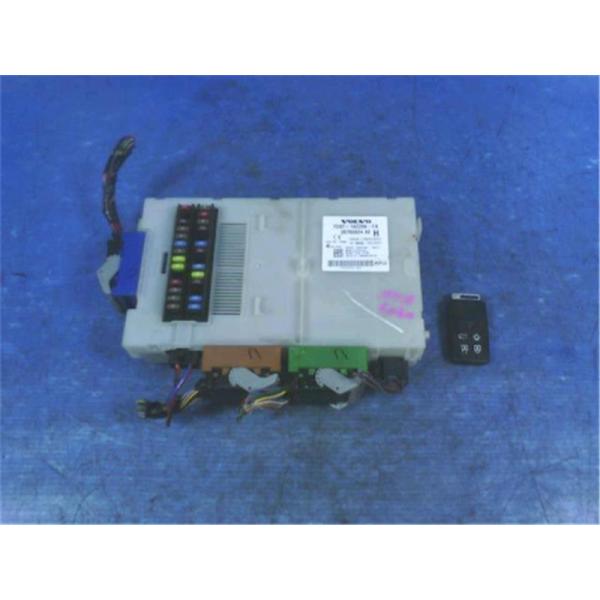 ボルボ 純正 ボルボ 《 DB6304TXC 》 エンジンコンピューター P30300-25002849