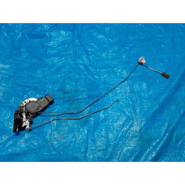 【新品未使用】ハイラックスサーフ バックドアロック モーター付き トヨタ純正部品 トヨタ 純正 ハイラックスサーフ 《 RZN185W 》 右リアドアロック