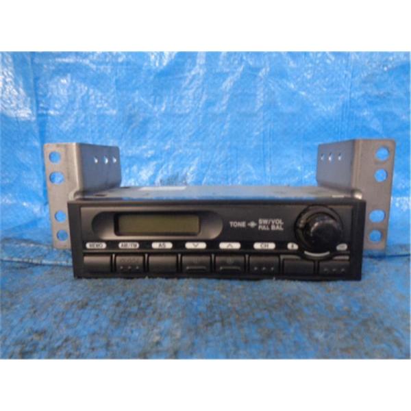 イスズ大型 純正 エルフ 《 NMR85N 》 ラジオ P31400-24004178 : NGP