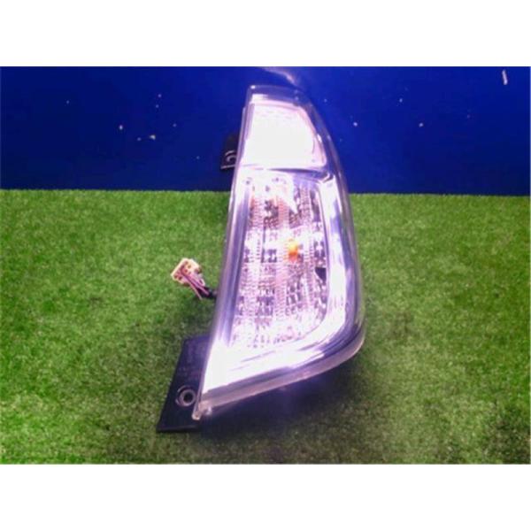 三菱 純正 eKスペース 《 B11A 》 右テールランプ 8330A920 P41600