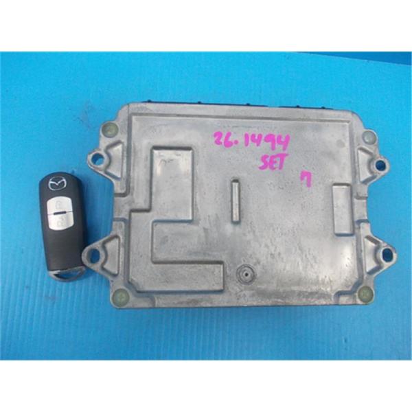 マツダ 純正 アクセラ 《 BM5FS 》 エンジンコンピューター P41900-26008542