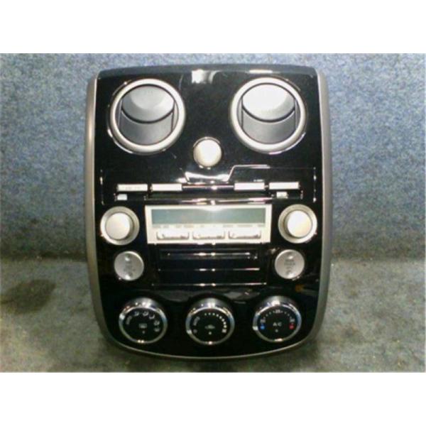 マツダ 純正 ベリーサ 《 DC5R 》 オーディオ P50100-22011693