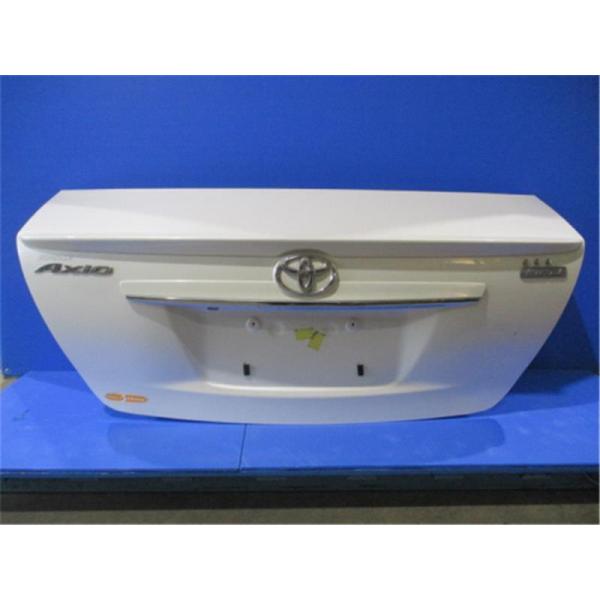 カローラアクシオ NZE144 トランクリッド・トランクパネル X HID