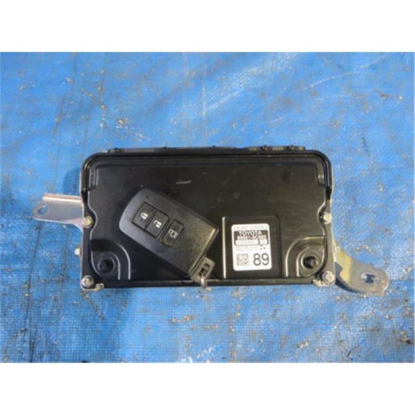 トヨタ 純正 シエンタ 《 NSP170G 》 エンジンコンピューター 89661