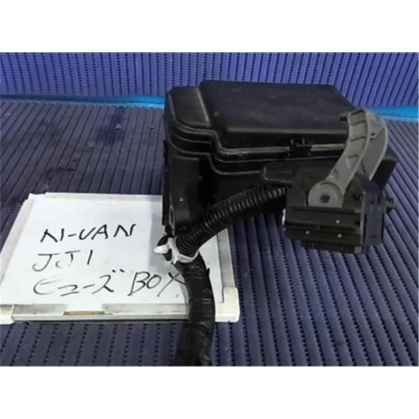 ホンダ 純正 N-VAN 《 JJ1 》 ヒューズボックス P60700-25002937 : NGP