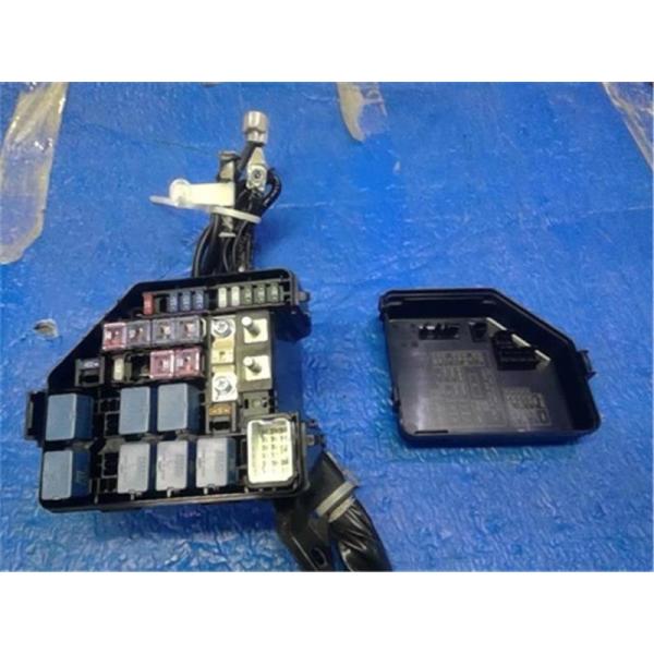 ※ すず出品 ※ 0298200.ZXEH | Littelfuse ボルト止め 車 ヒューズ 200A 32V dc