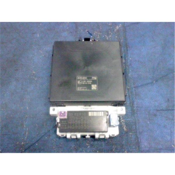 スズキ 純正 スイフト 《 ZC53S 》 ヒューズボックス 36710-52R10