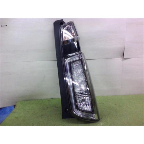 ホンダ 純正 N-WGN 《 JH1 》 右テールランプ P70400-24009215 ホンダ 純正 N-WGN 《 JH1 》 右テールランプ P70400-24009215