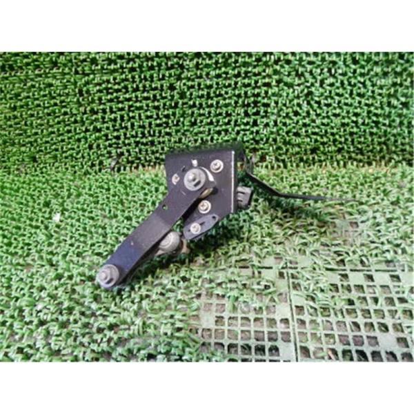 【ぐうー】 車高センサ 89408-48030 サスペンション車高センサーリア左ため