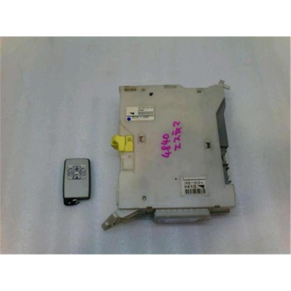 トヨタ 純正 エスティマ 《 ACR50W 》 ヒューズボックス 82730-28170