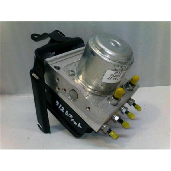 ホンダ　フィット　GK3 アクチュエーター　ABS ホンダ 純正 フィット 《 GK3 》 ABSブレーキ