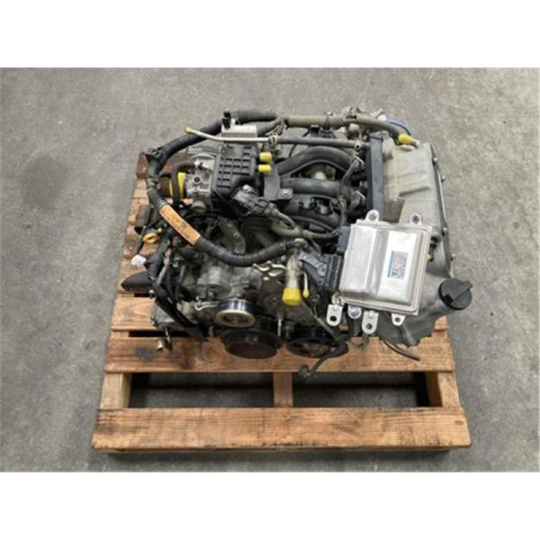 スズキ 純正 エブリィ 《 DA17V 》 エンジン P82100-25003679 : NGP