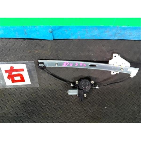 マツダ 純正 CX-5 《 KF2P 》 右リアパワーウィンドウモーター B45C-58