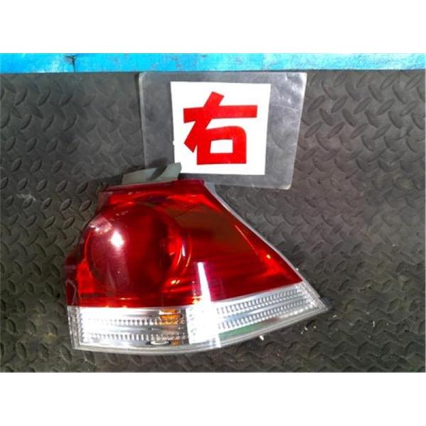 ホンダ 純正 ステップワゴン 《 RG1 》 右テールランプ 33501-SLJ-003