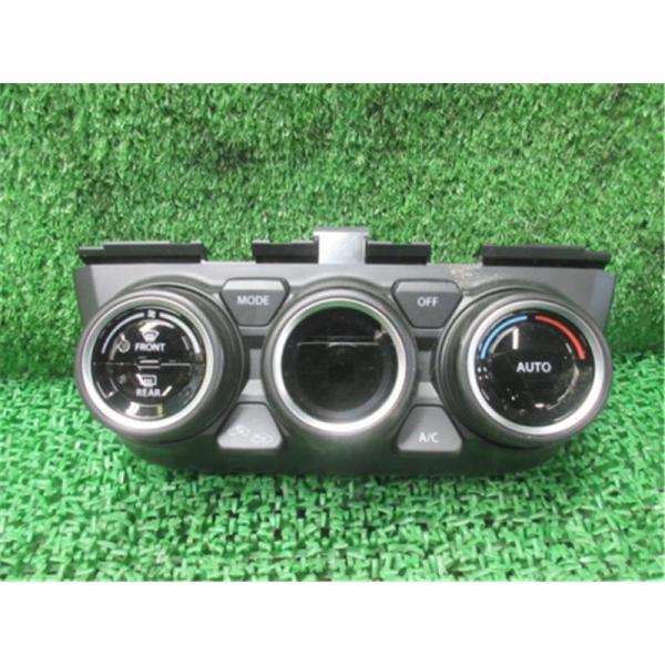 スズキ 純正 スイフト 《 ZC33S 》 エアコンスイッチパネル スズキ 純正 スイフト 《 ZC33S 》 エアコンスイッチパネル