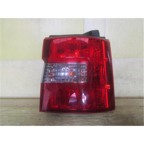 三菱 純正 デリカD5 《 CV5W 》 右テールランプ P91700-20002363 : NGP