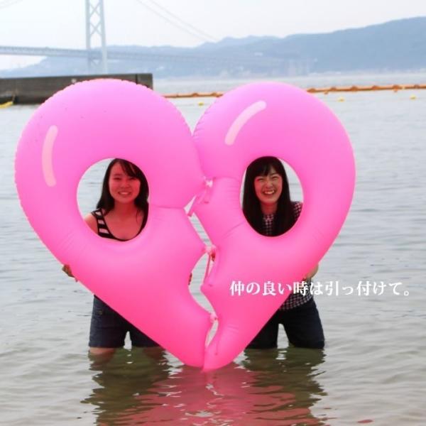 送料無料 浮き輪 カップル浮き輪 大型 ハート型 かわいい 海 ビーチ プール メンズ 海外並行輸入正規品 ２人 川遊び 連結 男女兼用 フック おもしろい レディース