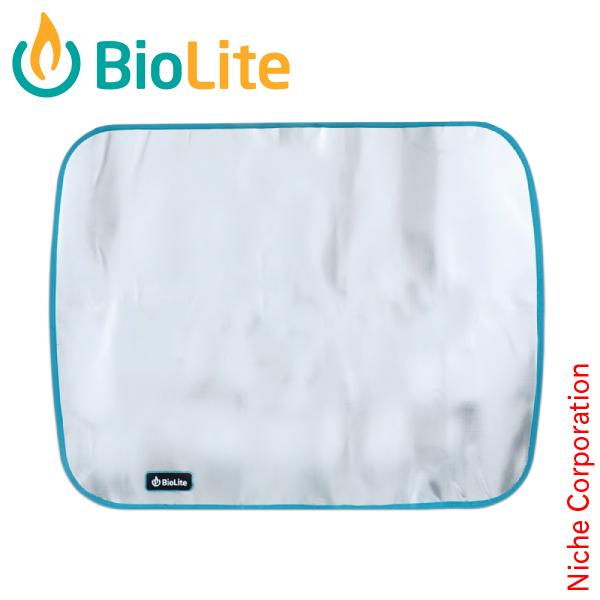 ▼芝生やウッドデッキを熱や火の粉から守るマットです。アルミコーティングを施したファイバーグラス生地で、裏表どちらの面でも使用できます。※ファイアピットは付属しません。■仕様【素材】グラスファイバー(アルミコーティング)【重量】454g【サイ...