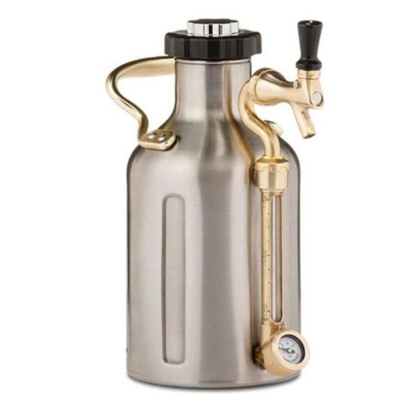 【商品仕様】GrowlerWerks社の「UKEG」は、お店で使用されているビールサーバーの構造と同様の炭酸注入（容器内に炭酸ガスを添加する仕組み）により、ビールが酸化したり、ガスが抜けてしまうことなく、美味しいビールを楽しむことができるア...