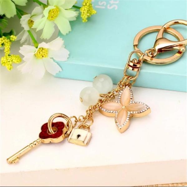 モノグラムフラワー バッグチャーム キーホルダー チェーン フック 鍵 ストラップ メール便 Buyee Buyee Jasa Perwakilan Pembelian Barang Online Di Jepang