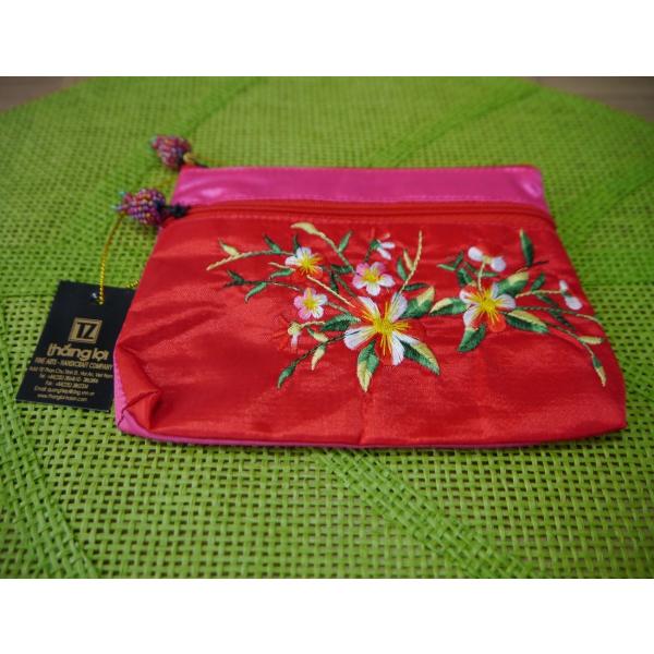 ハンドメイド手刺繍ショルダーバッグとポーチ nicori-shop_thanglgi20191011