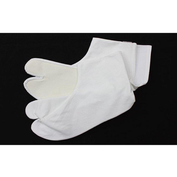 武道用に作られた底が鹿革の武道足袋です。マジックテープ式。ご購入の際は色をお選びください。