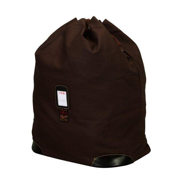 伝統的な防具袋です。角部を皮で補強しているため丈夫です。