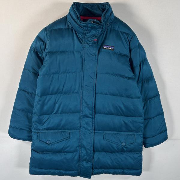 patagonia（パタゴニア） 古着 ダウンジャケット ワンポイントロゴ